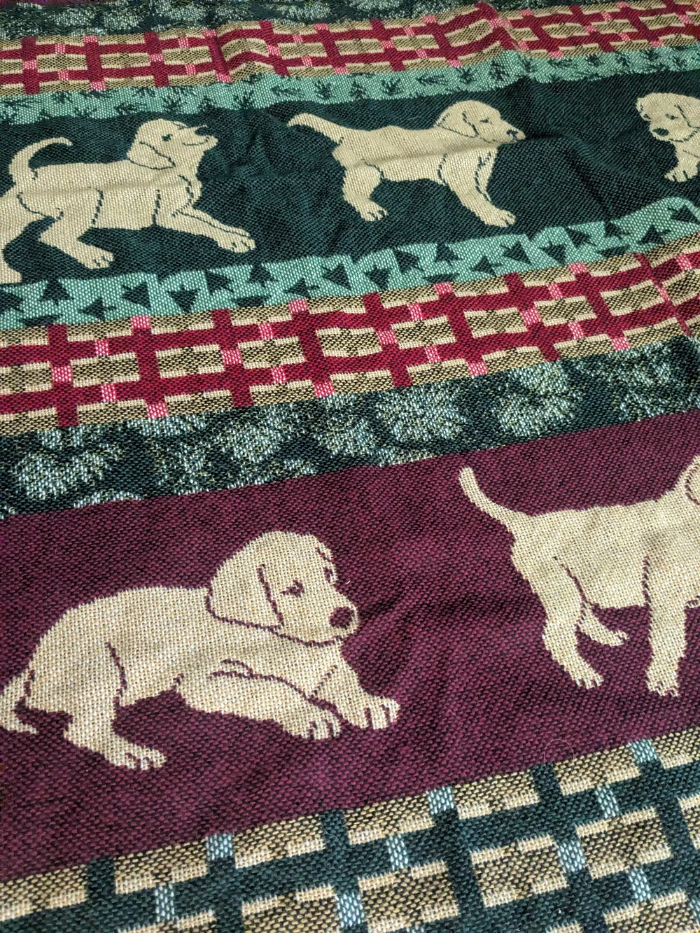 Labrador Puppy Tapestry Throw Blanket